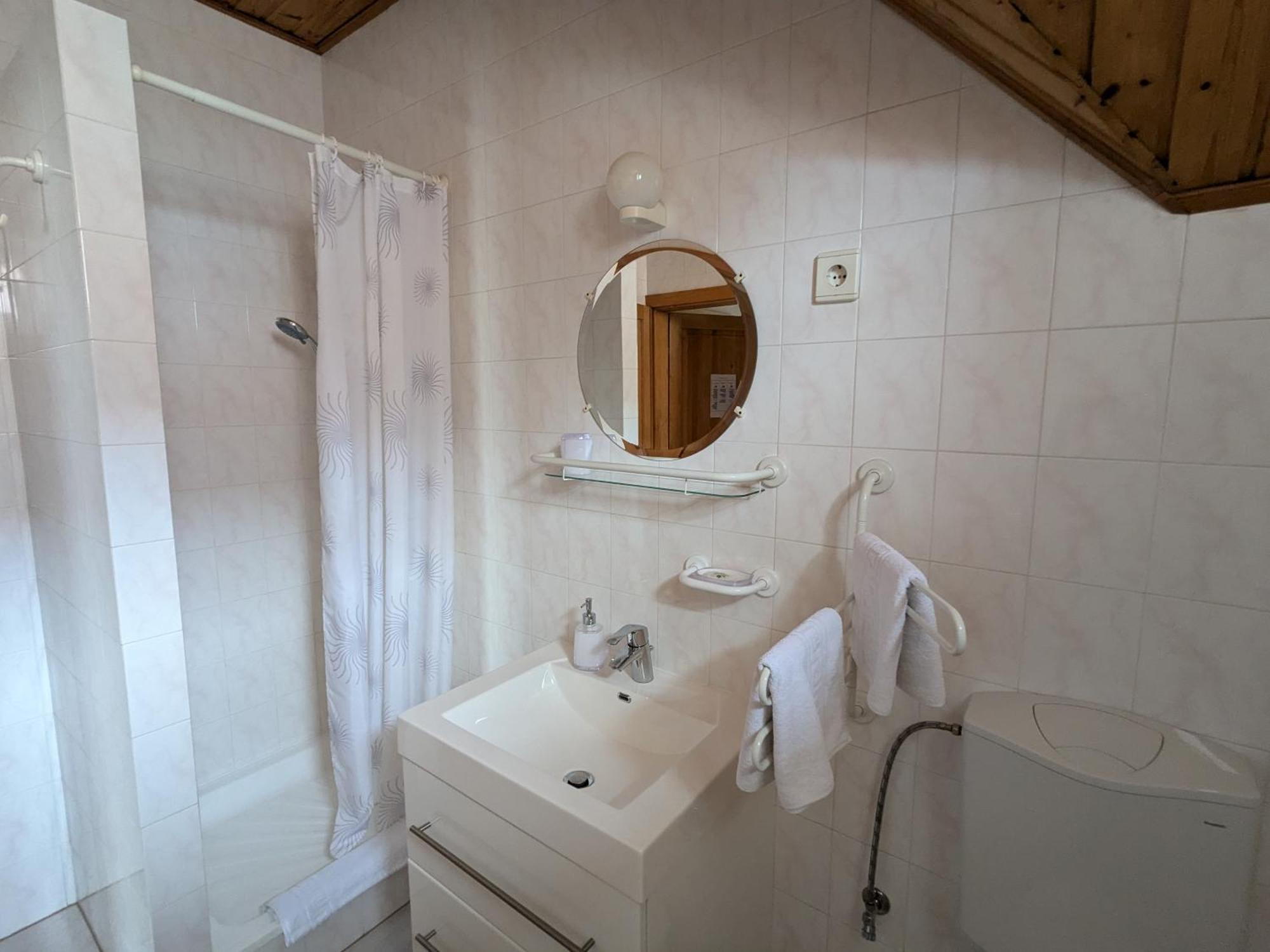 Gruendner Vendeghaz Bed and Breakfast Siófok Buitenkant foto