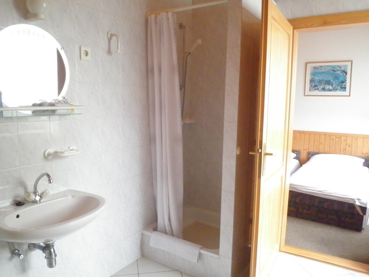 Gruendner Vendeghaz Bed and Breakfast Siófok Buitenkant foto
